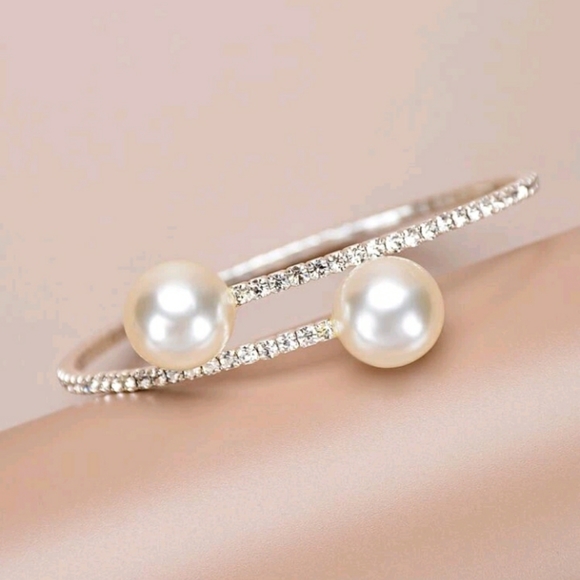 Silver Faux Pearl Rhinestone Bracelet - Picture 3 of 5